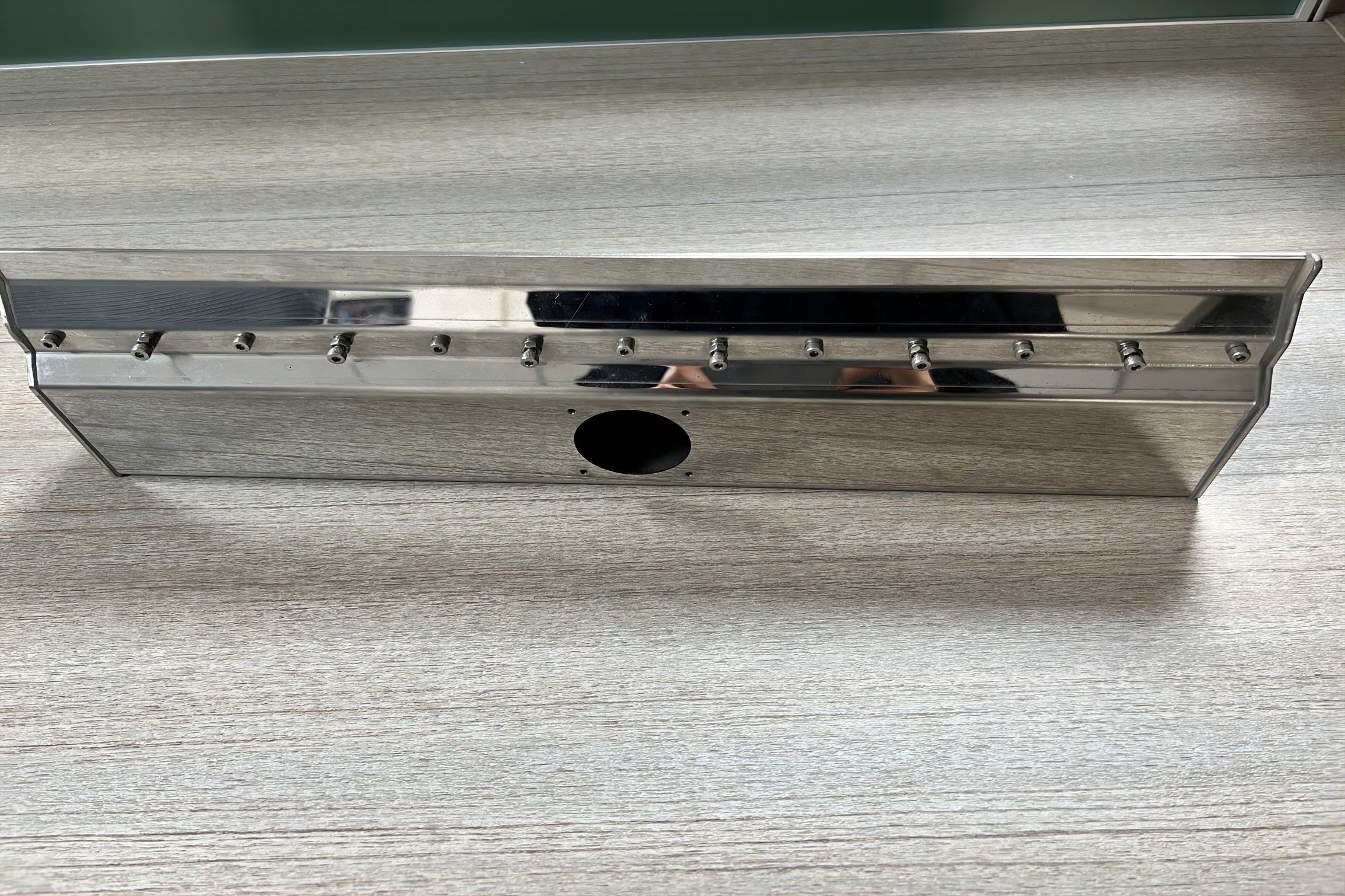 Perché i coltelli ad aria sono essenziali per la pulizia del vetro LCD ad alta precisione